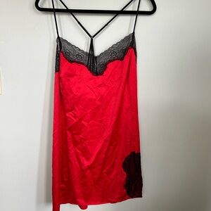 Elegant Red Lace Trim Chemise